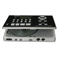 Tascam CD-BT2 - mobilný CD bass trainer 2